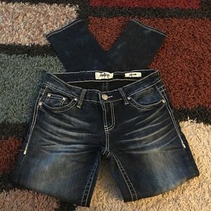 Buckle Daytrip Skinny Jeans